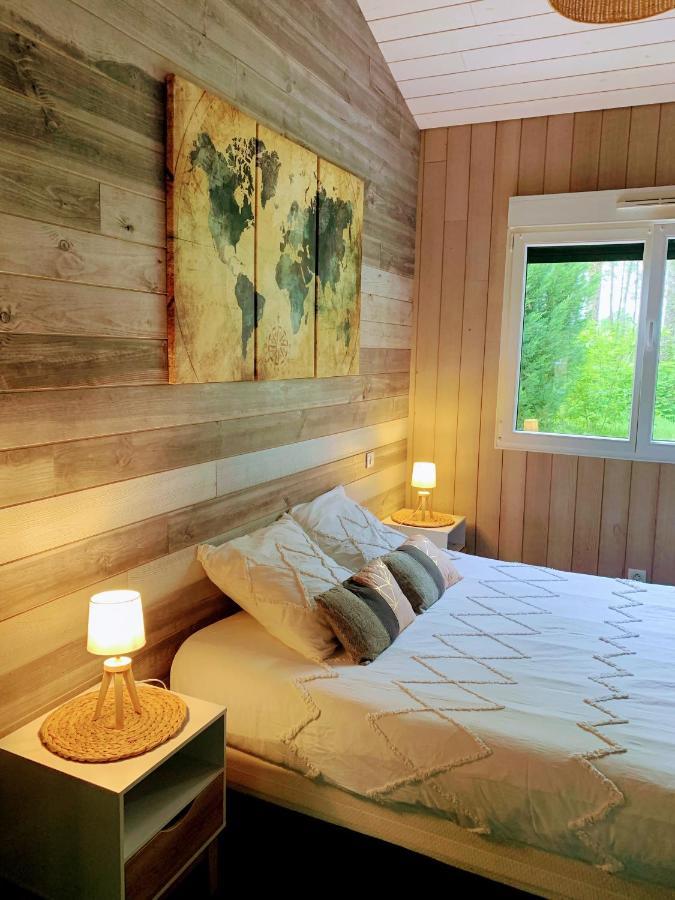 L Estanguet Maison Octogonale En Foret Rion-Des-Landes Exteriör bild